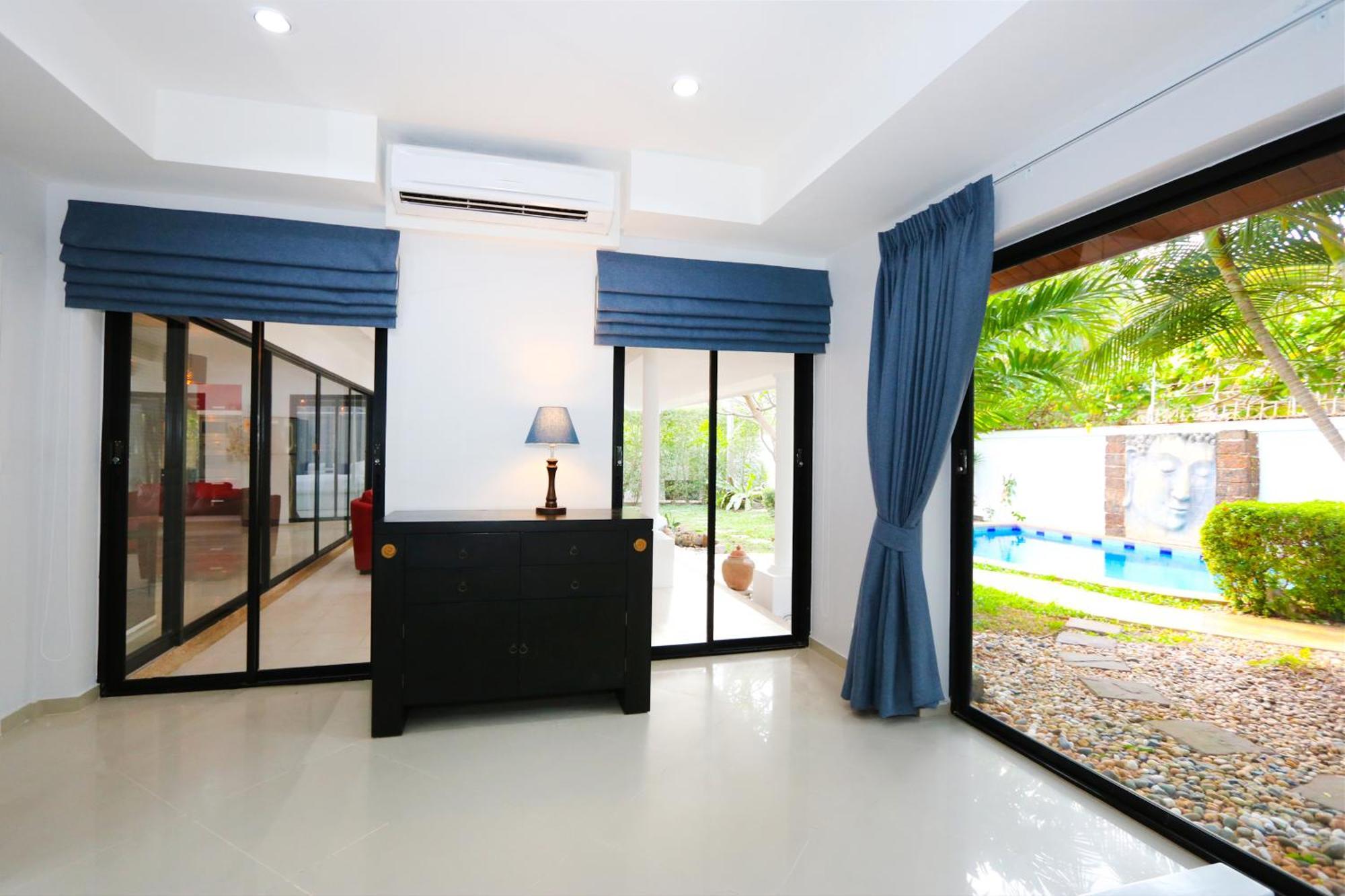 Tortuga Villas Pattaya Room photo